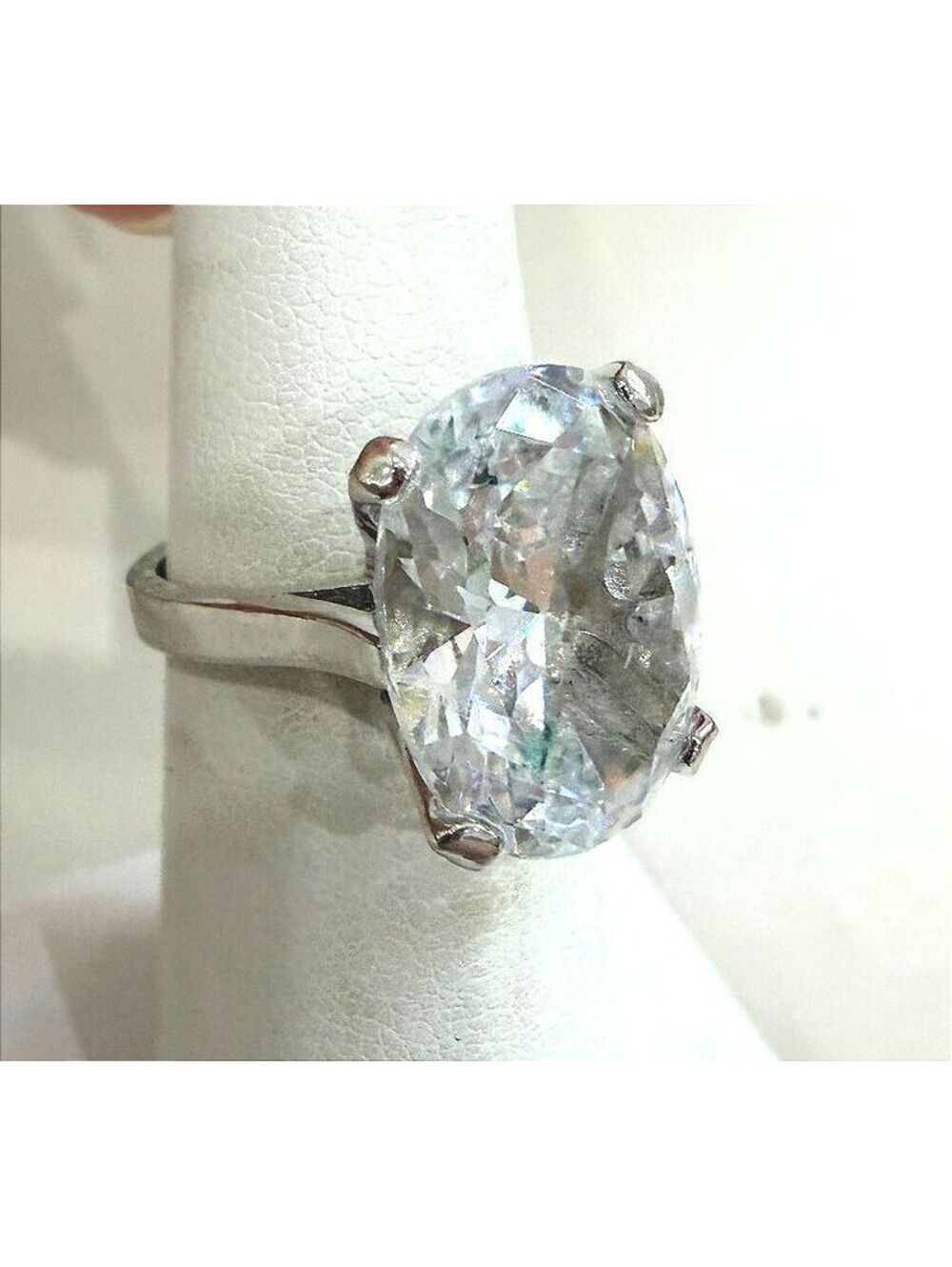 Silver Tone Ring with Large Clear Oval Gemstone Size 5.75 EDCO